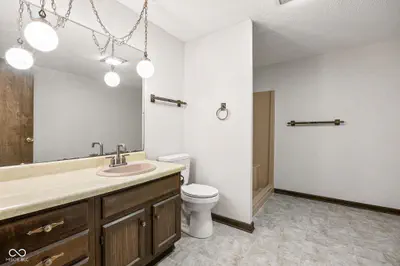 1186 200, Kokomo - 31