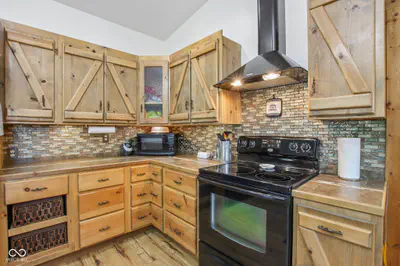 6070 County Road 200, Avon - 21