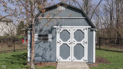 8204 Stoney Bend Circle, Indianapolis - 28