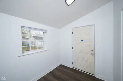 1605 Memorial Drive, Muncie - 17