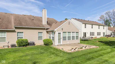 7427 Oak Knoll Drive, Indianapolis - 30