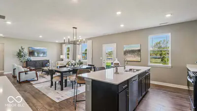 6973 Heritage Pass, Greenfield - 14