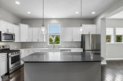 3760 Shady Lake Drive, Westfield - 16