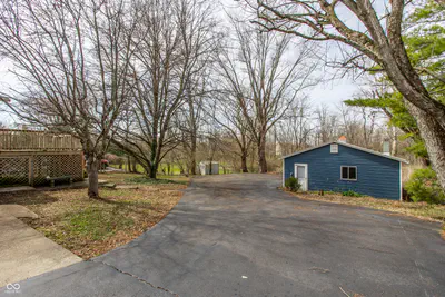6201 Proctor Road, Muncie - 26