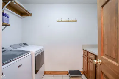 5571 Red Oak Drive, Greenfield - 42