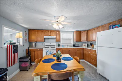 5347 Blue Bell Court, Monticello - 17