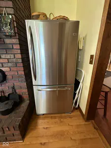 938 425, Rockville - 50
