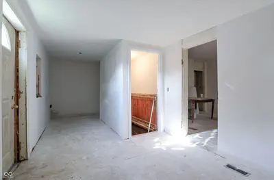 817 Division Street, Indianapolis - 22