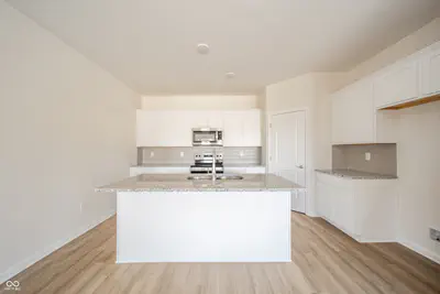 6204 Fairview Drive, McCordsville - 12