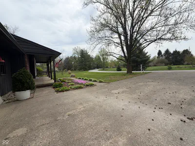 825 Krislynn Woods Avenue, West Terre Haute - 15