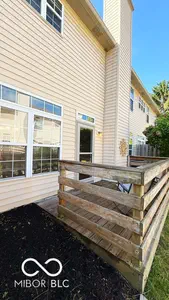 8040 Windham Lake Way, Indianapolis - 8