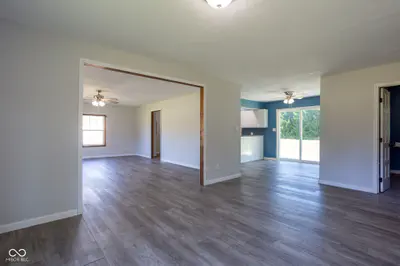 2410 State Highway 7, North Vernon - 7