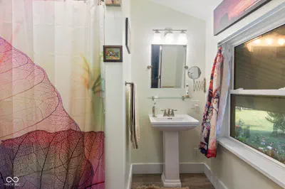 7437 Center Lake Road, Nineveh - 38
