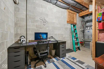 4650 County Road 650, North Salem - 76