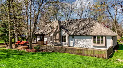 5571 Red Oak Drive, Greenfield - 88