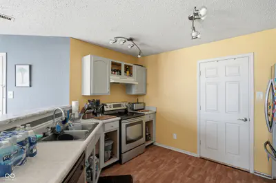 6345 Graybrook Circle, Indianapolis - 11