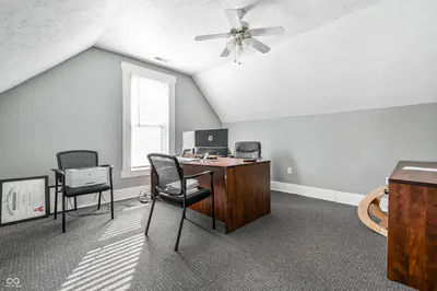 610 Rangeline Road, Carmel - 21