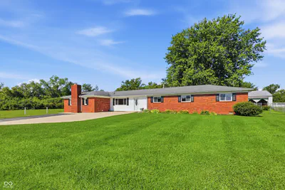 715 White Street, Shirley - 5