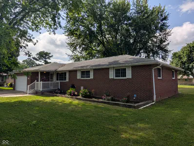 911 10th Street, Greensburg