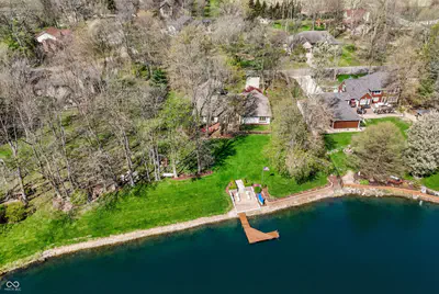 5571 Red Oak Drive, Greenfield - 91