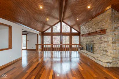 8649 Bay Colony Drive, Indianapolis - 17