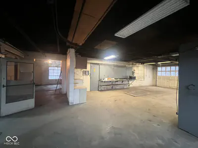 1121 State Road 46, Batesville - 6