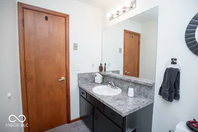 1000 County Road 55, North Vernon - 29