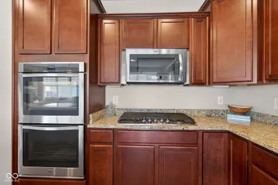 6121 Marigold Court, Whitestown - 14