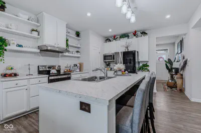 275 Bohicket Road, Whiteland - 14