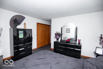 1000 County Road 55, North Vernon - 41