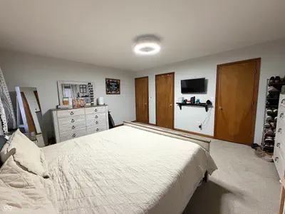 825 Krislynn Woods Avenue, West Terre Haute - 52