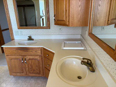 3516 900 South, Milroy - 7