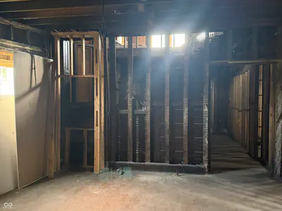 2854 Illinois Street, Indianapolis - 22