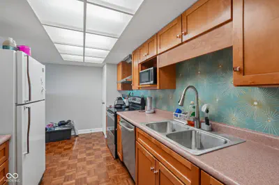 4000 Meridian Street, Indianapolis - 8