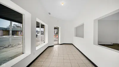 4602 10th Street, Indianapolis - 3