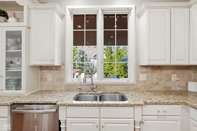 14232 Kingdom Court, Fishers - 17