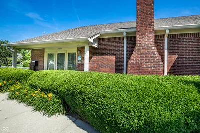 7435 Prairie Lake Drive, Indianapolis - 28