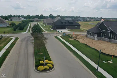1636 Mill Pond Lane, Franklin - 16