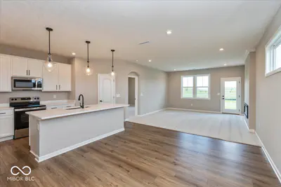 810 Rosebud Lane, Greenfield - 13