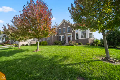 10599 Geist View Drive, Fishers - 11