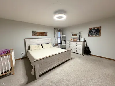 825 Krislynn Woods Avenue, West Terre Haute - 51