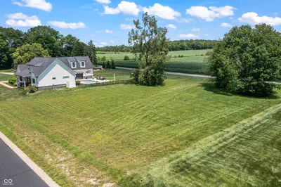 7179 Lakeshore Drive, Greenfield - 13