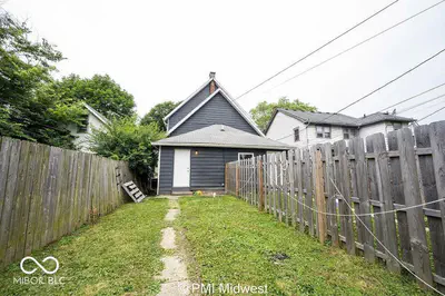 1439 East Street, Indianapolis - 5
