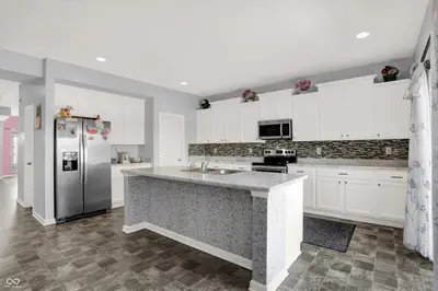 180 Blue Lace Drive, Whiteland - 10