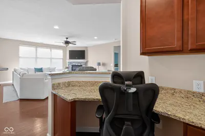 6121 Marigold Court, Whitestown - 18