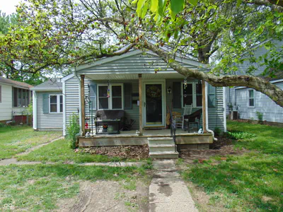4706 Vernon Avenue, Lawrence