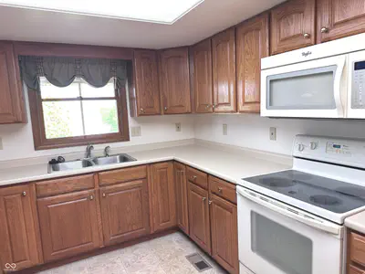 423 Alexander Drive, Seymour - 33