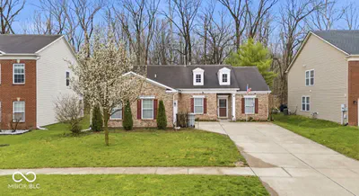 344 Legacy Boulevard, Greenwood - 2