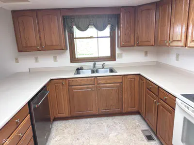 423 Alexander Drive, Seymour - 36