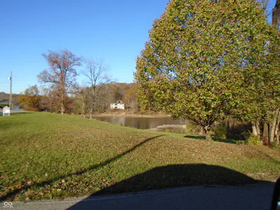 3831 Country Manor E, North Vernon - 4